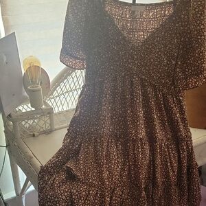Elegant Floral Midi Dress in Brown